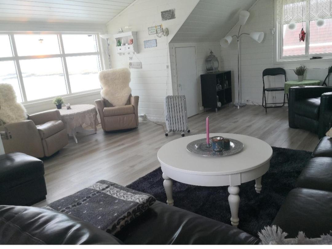 Sentral Studioleilighet Ved Stranden Og Hvalsenter Nb Ma Vaskes Etter Endt Leie Eller Betale Rengjoringshjelpen 500 Kr Andenes Exterior foto